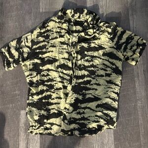 AllSaints men’s relaxed fit shirt